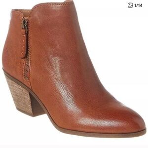 Frye, New, Judith Double Zip Leather Whiskey Brown Ankle Bootie Boots, Size 9